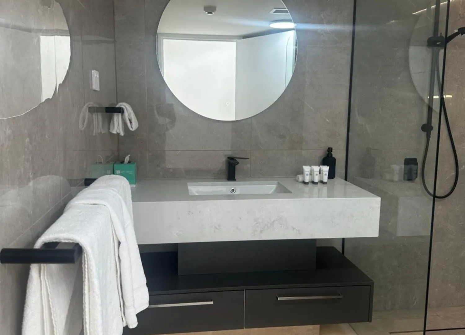 Hotel Sovereign On The Gold Coast