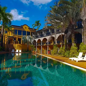 palm-royale-cairns.cairnshotels4all.com/